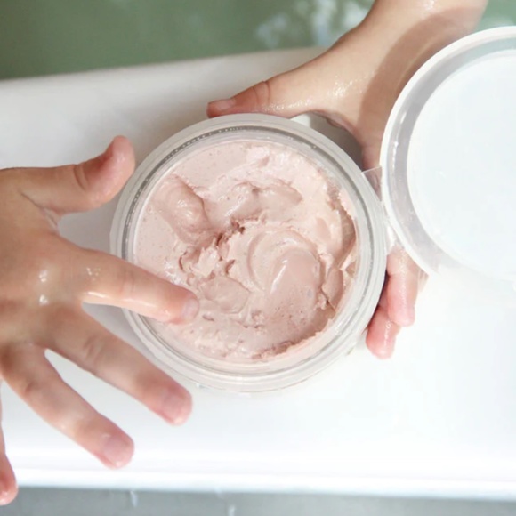 Pacha Co. Kids Natural Bath Bombs, Fluff, and Crayons - Picture 3 of 7